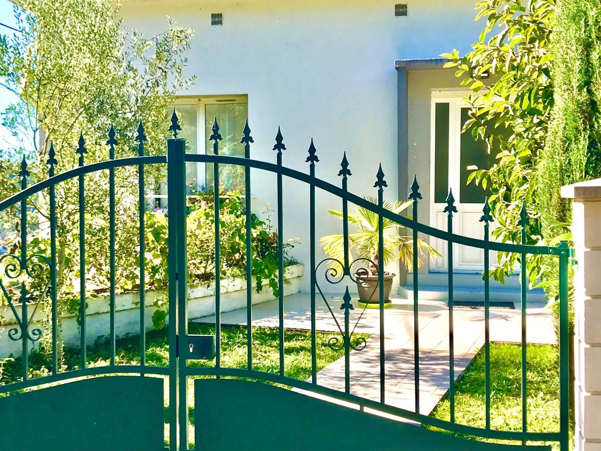 Villa Maison Blanche Tulle 1 A 4 Personnes Zewnętrze zdjęcie